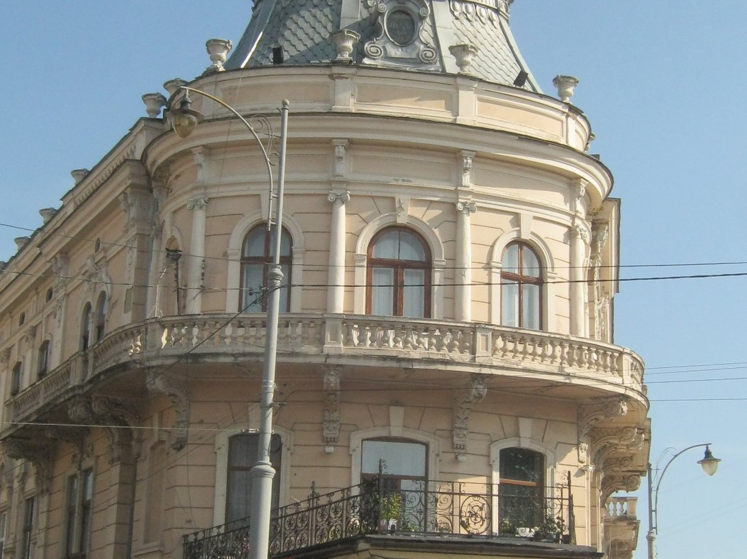 Ship House-Chernivtsi必去景点