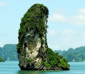 Halong Emotion Cruises Private Charter-团洲岛必去景点