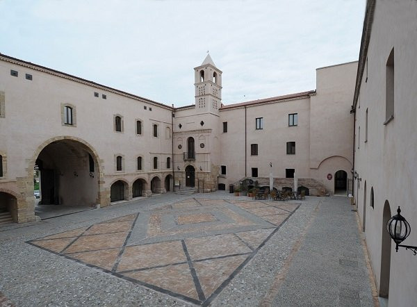 Il Castello di Policoro (Palazzo Baronale o Palazzo Berlingieri)景点图片