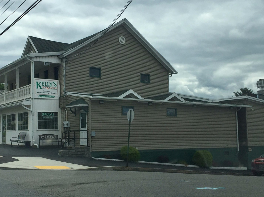 Kelly's Pub & Eatery