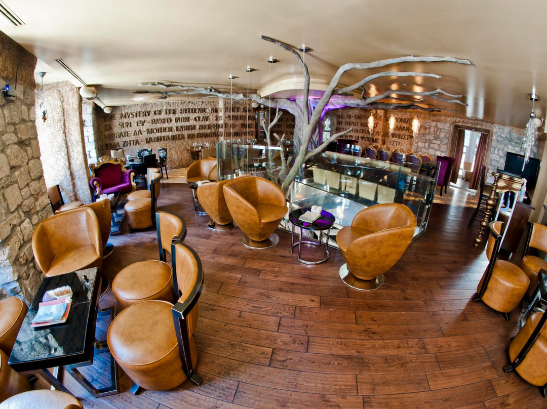 Astoria Restaurant