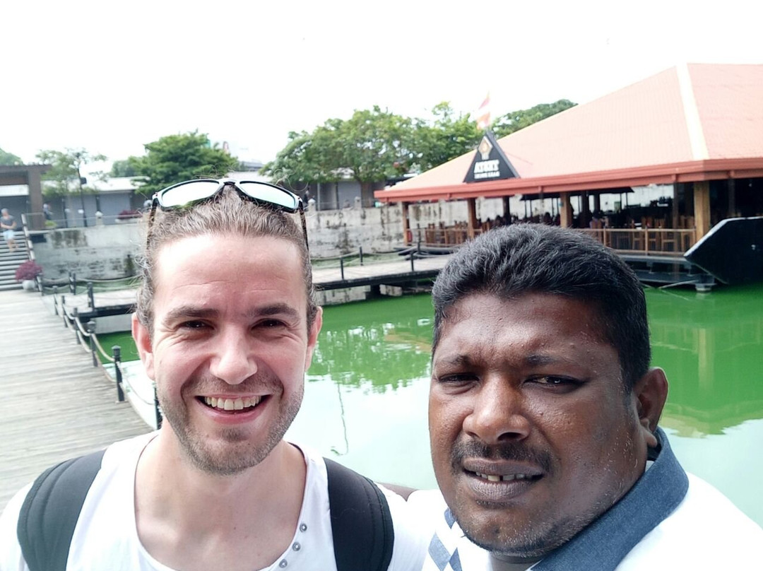 Sri Lankan Tuk Tuk Safari-科伦坡必去景点