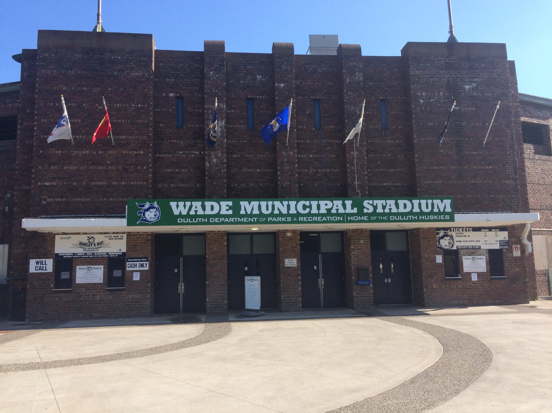 Duluth Huskies at Wade Stadium景点图片