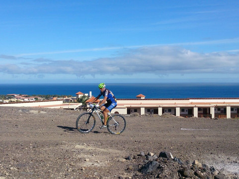 Fastmotion Bikerental & Tours-富特文图拉必去景点