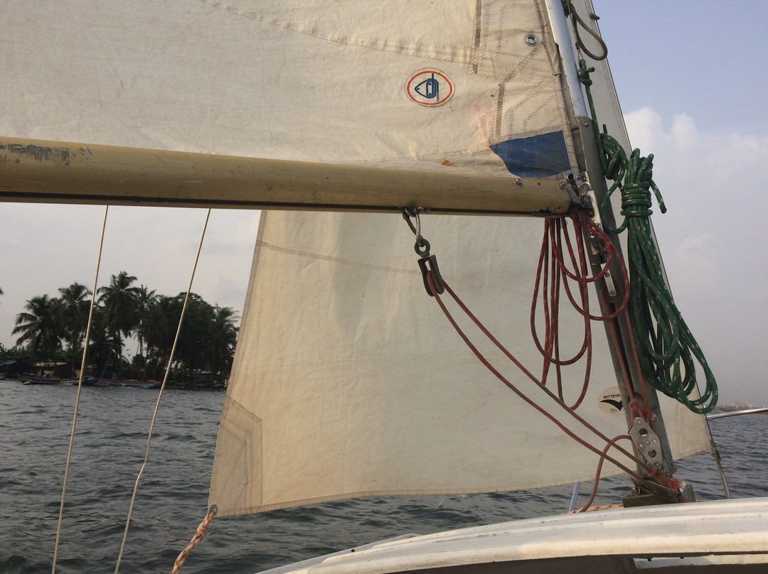 Cercle De La Voile D'Abidjan景点图片