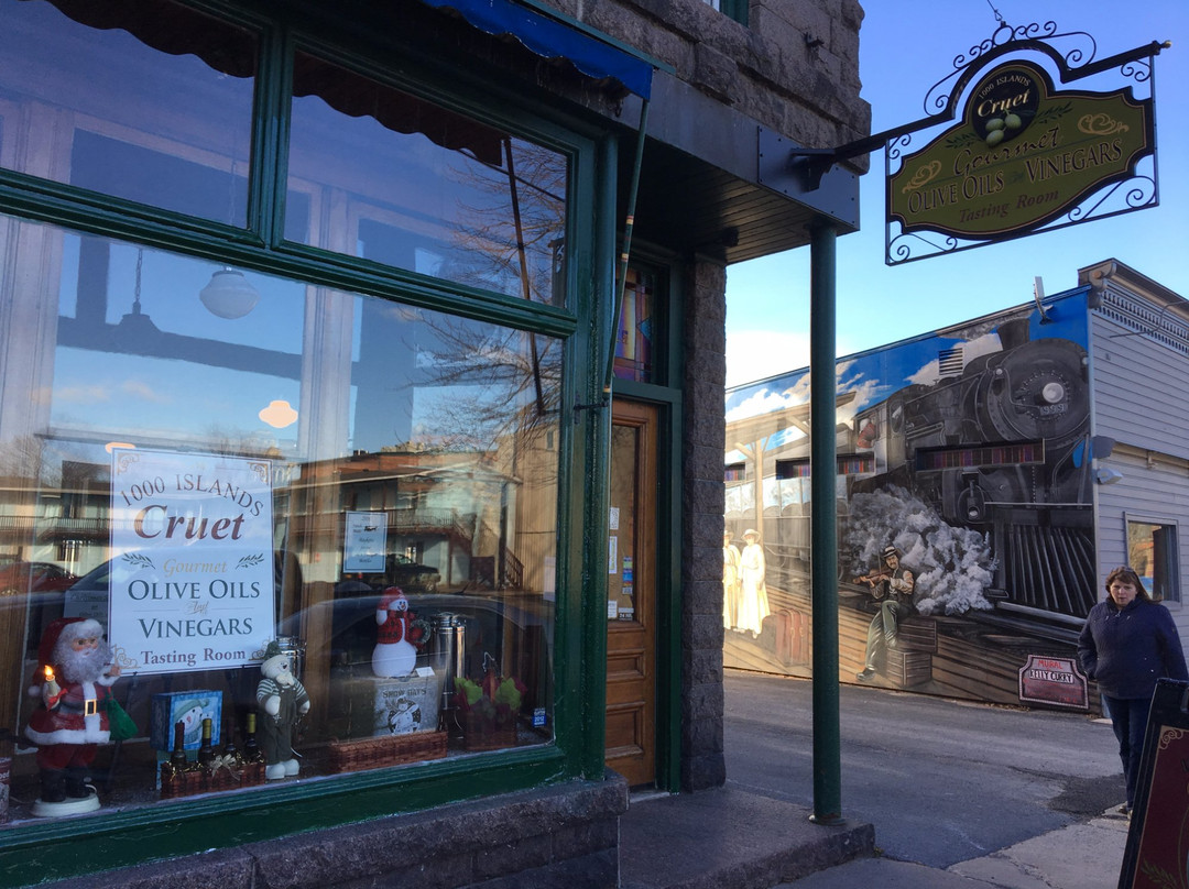 1000 Islands Cruet Gourmet Olive Oil & Vinegars-Clayton必去景点