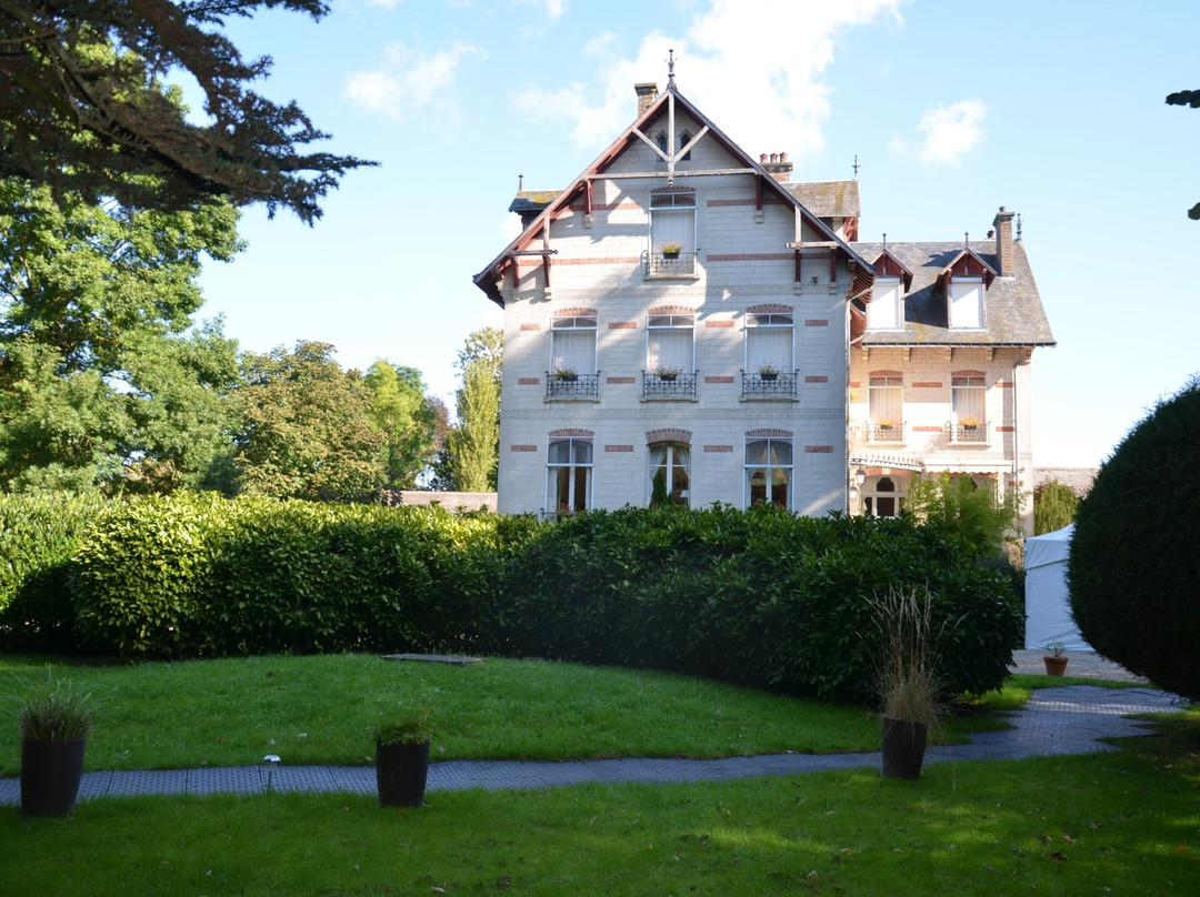 格拉维耶酒店主图