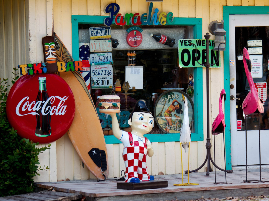 Islander Trading Post Antiques景点图片