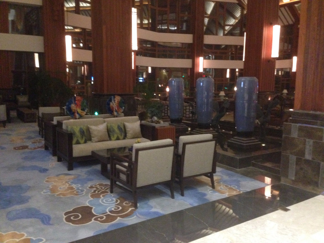 倪氏海泰君廷度假酒店主图