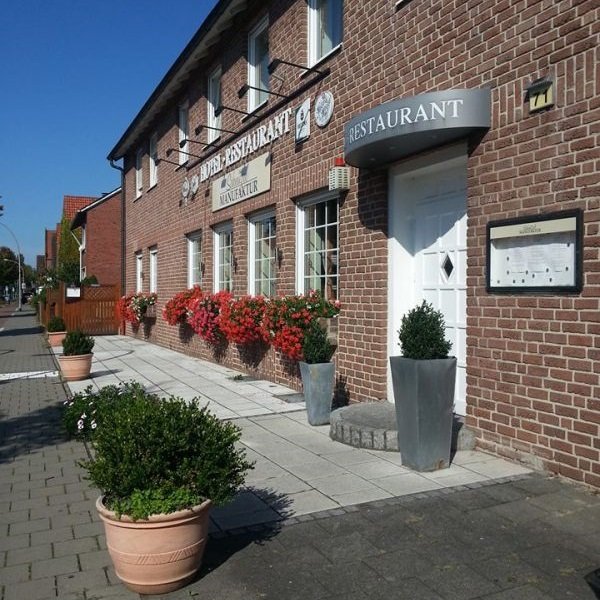 Hotel Zur Dicken Eiche-官方