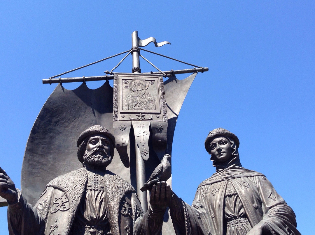 Monument To Blessed Petr and Fevroniya Moromskiye-伊热夫斯克必去景点
