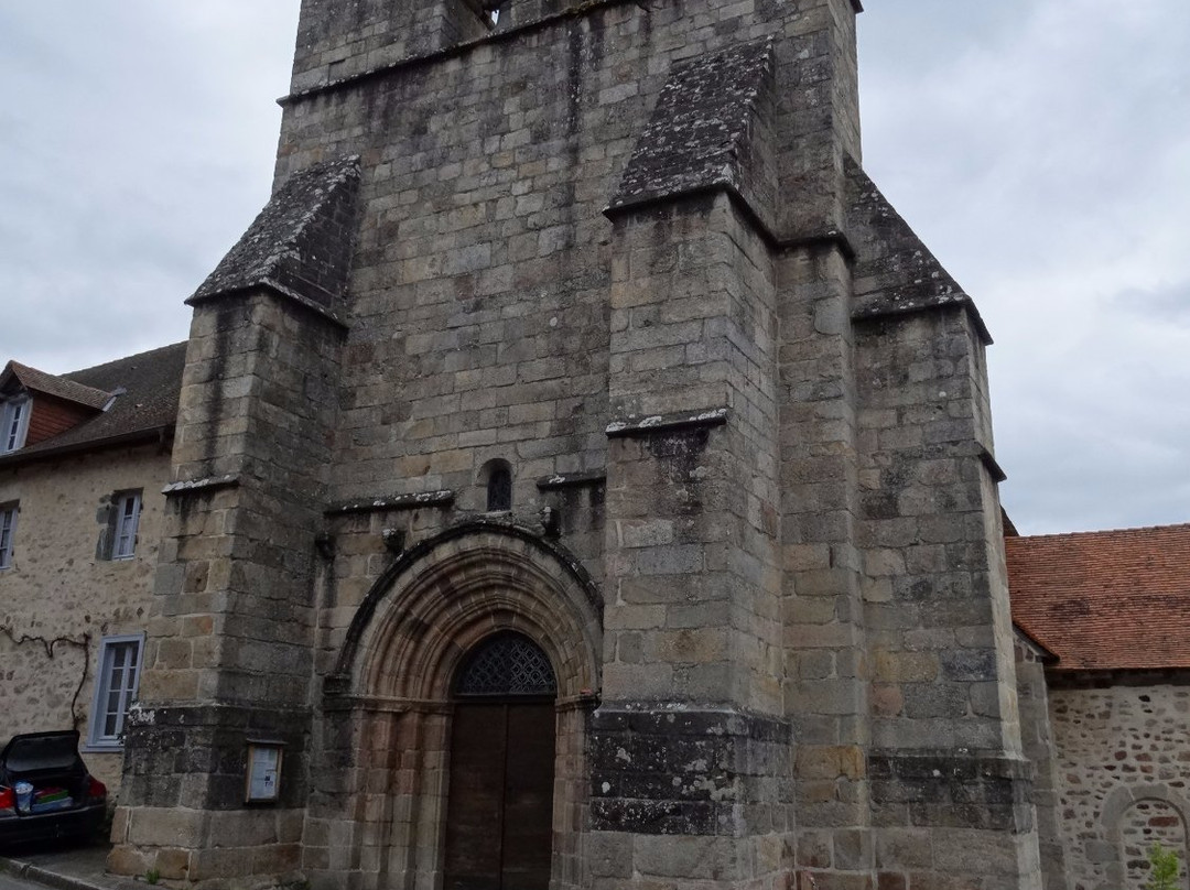 Eglise de Saint-Priest-Ligoure-Saint-Priest-Ligoure必去景点