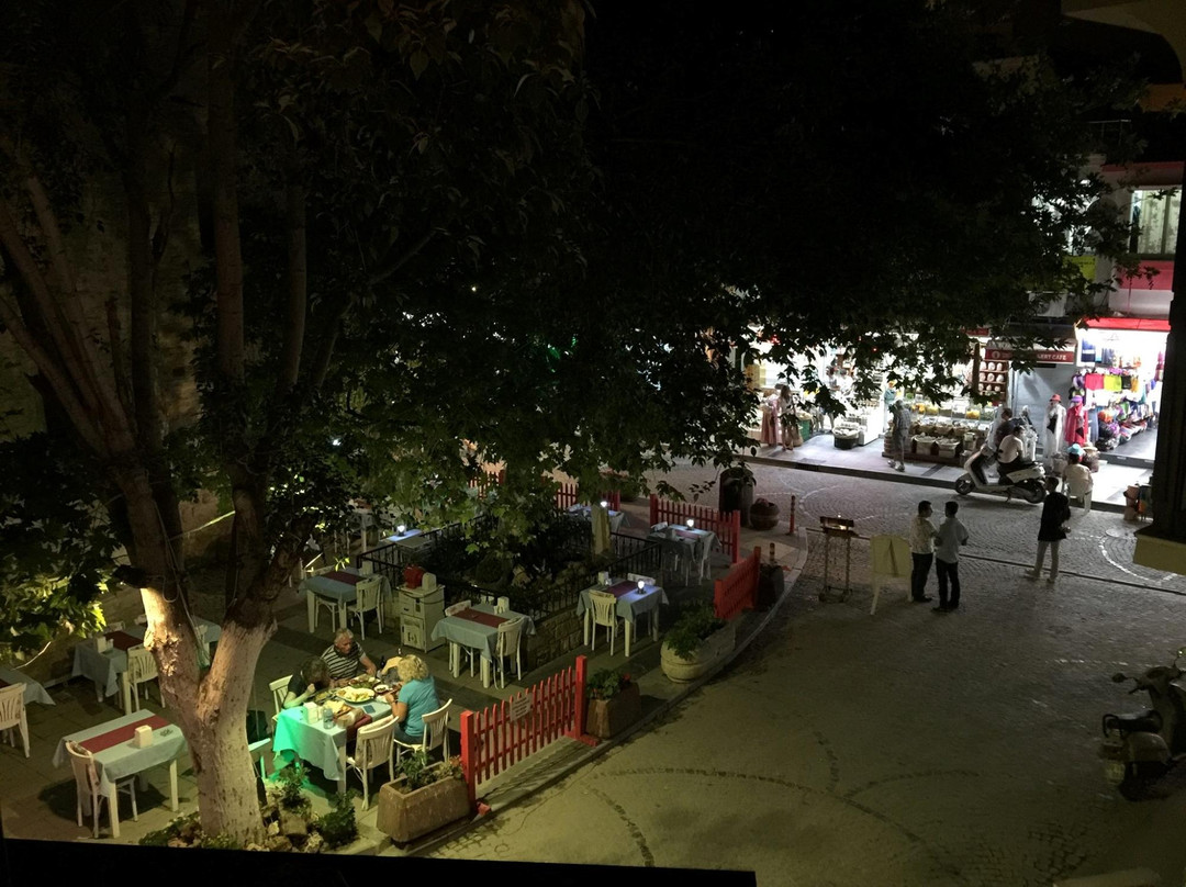 Star Bar-切什梅必去景点