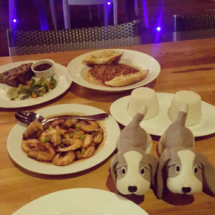 Isla Cabana Resort Restaurant