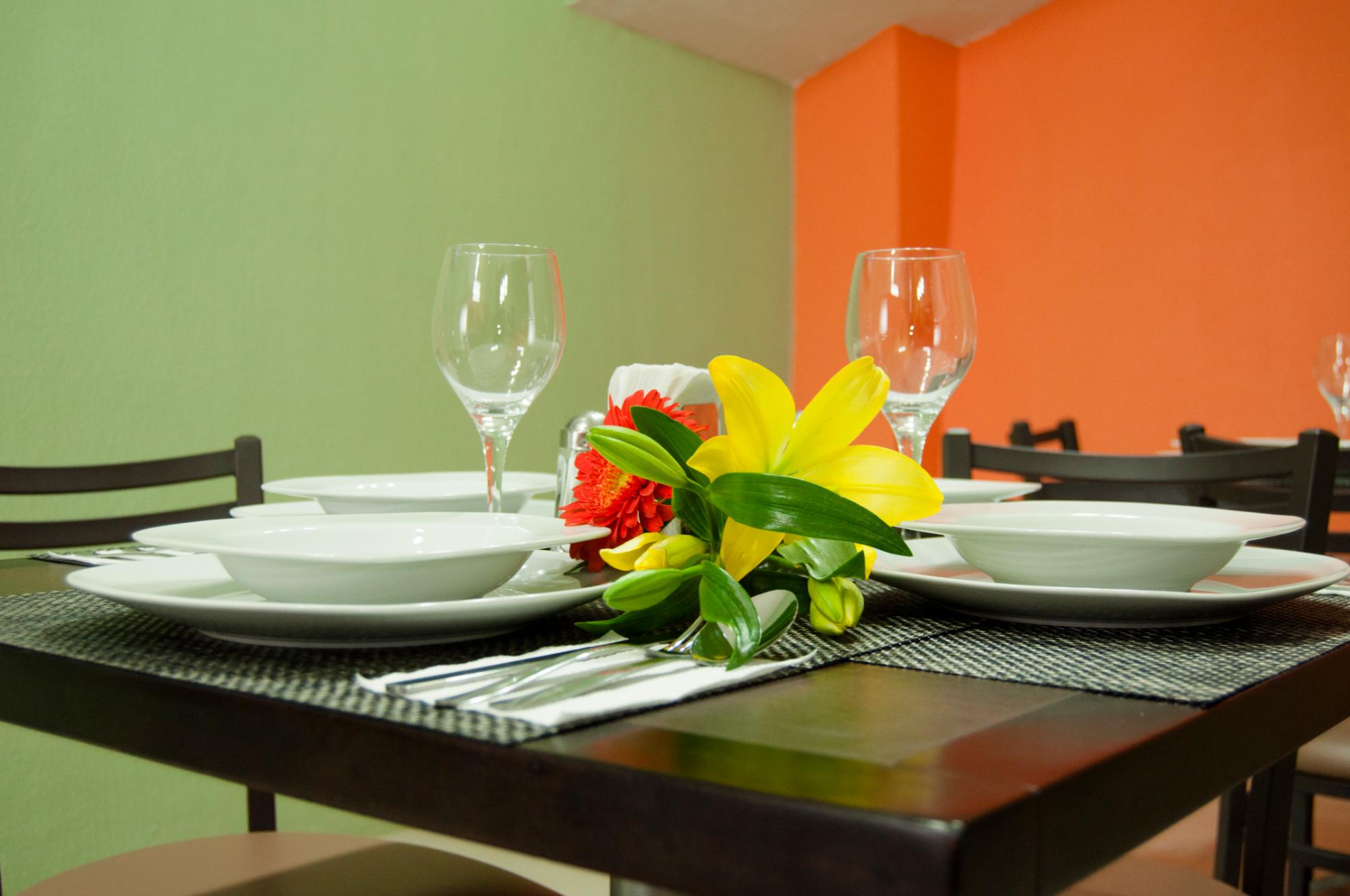 Auto-Hotel Mediterraneo-餐饮