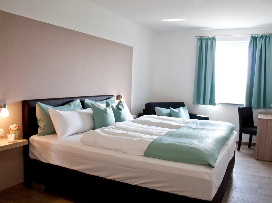 Eitting酒店住宿-Hotel Claro Garni