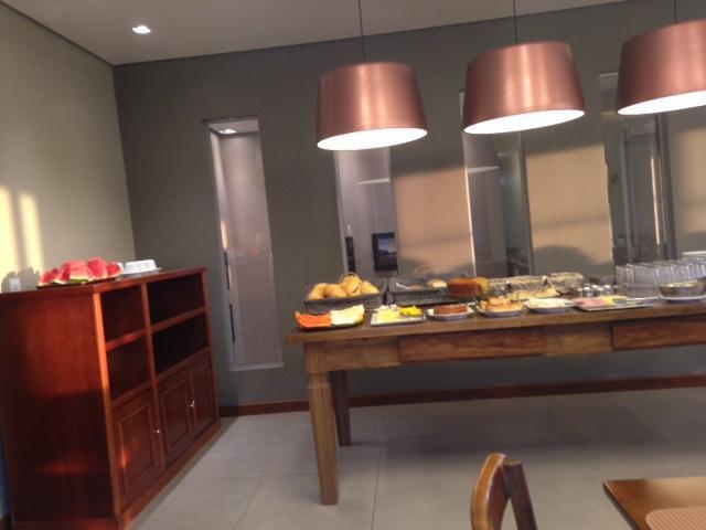 阿伦纳布兰卡斯酒店-餐饮