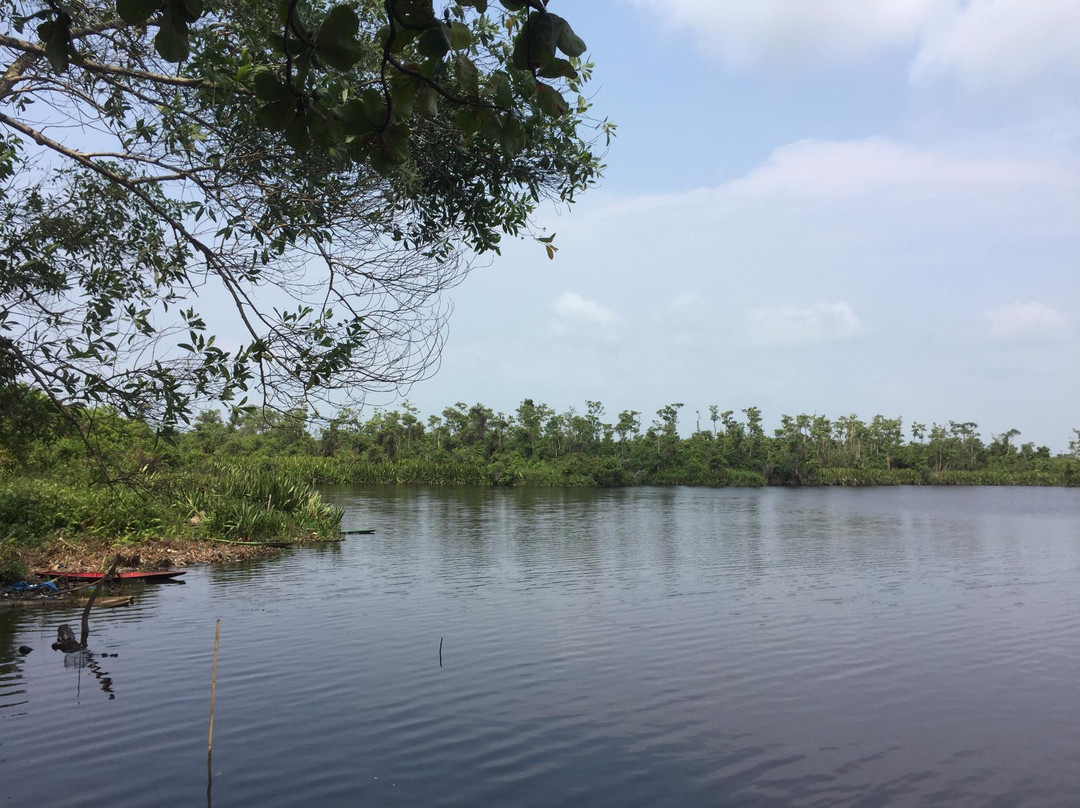 Dendam Tak Sudah Lake景点图片