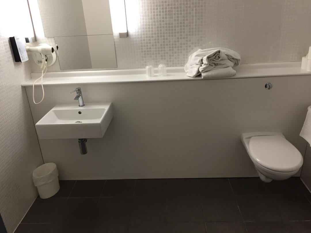 钟楼华西梅尼尔阿梅罗特酒店