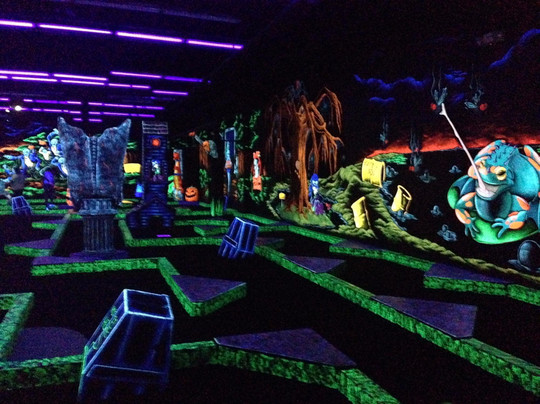 Monster Mini Golf-爱迪生必去景点
