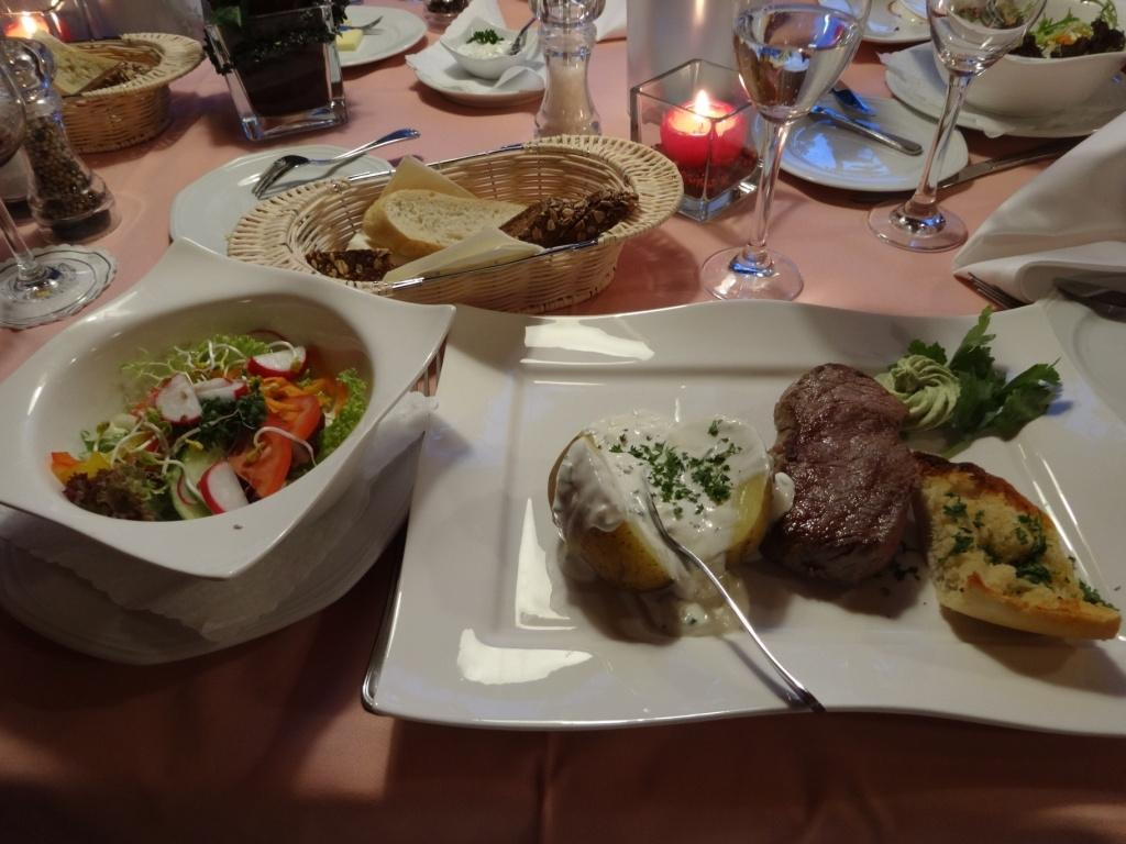 Einbeck餐馆和美食-Restaurant Hotel Hasenjager