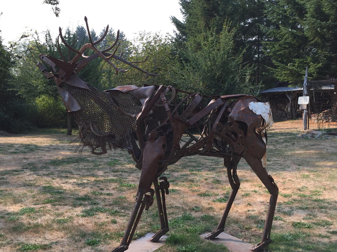 Recycled spirits of iron, Sculpture景点图片