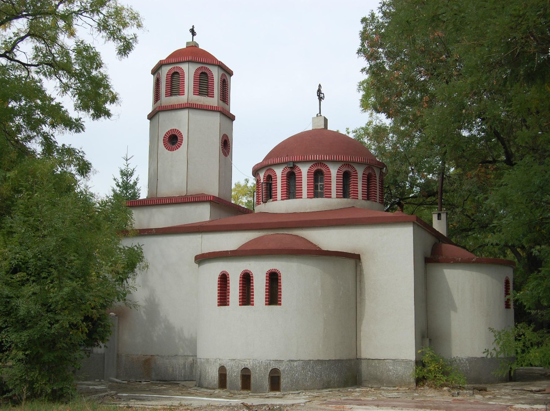 Holy Trinity Church-布尔加斯必去景点