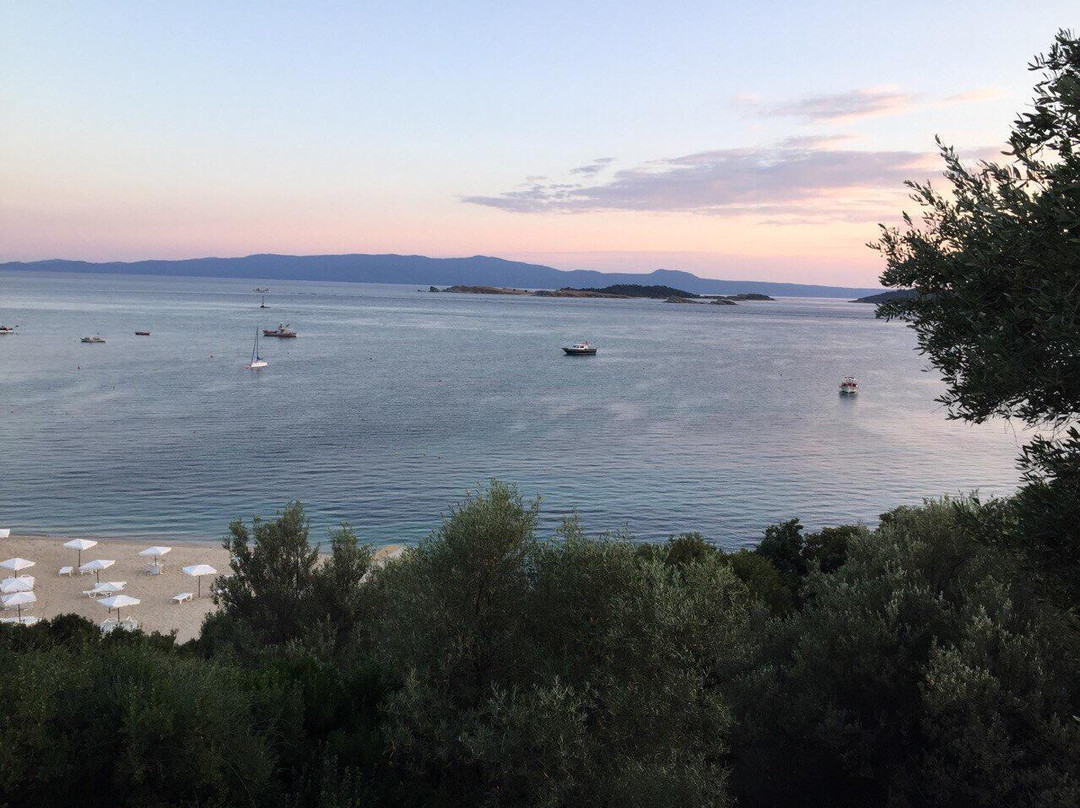 Arca Nautica Boat Rentals-Ouranoupoli必去景点