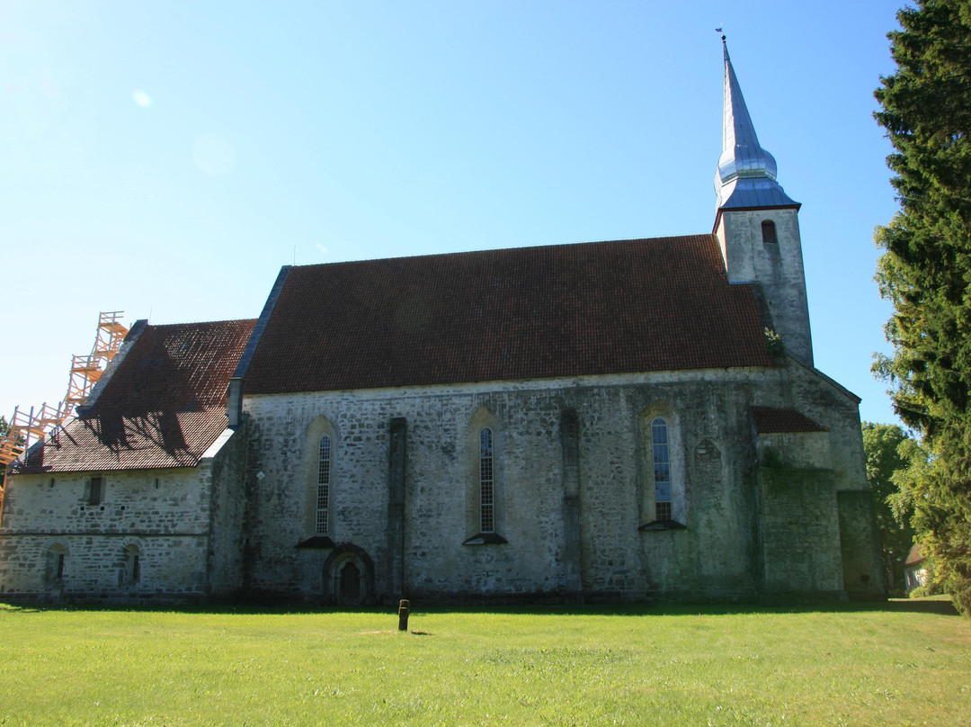 Kaarma Church of Saints Peter and Paul景点图片