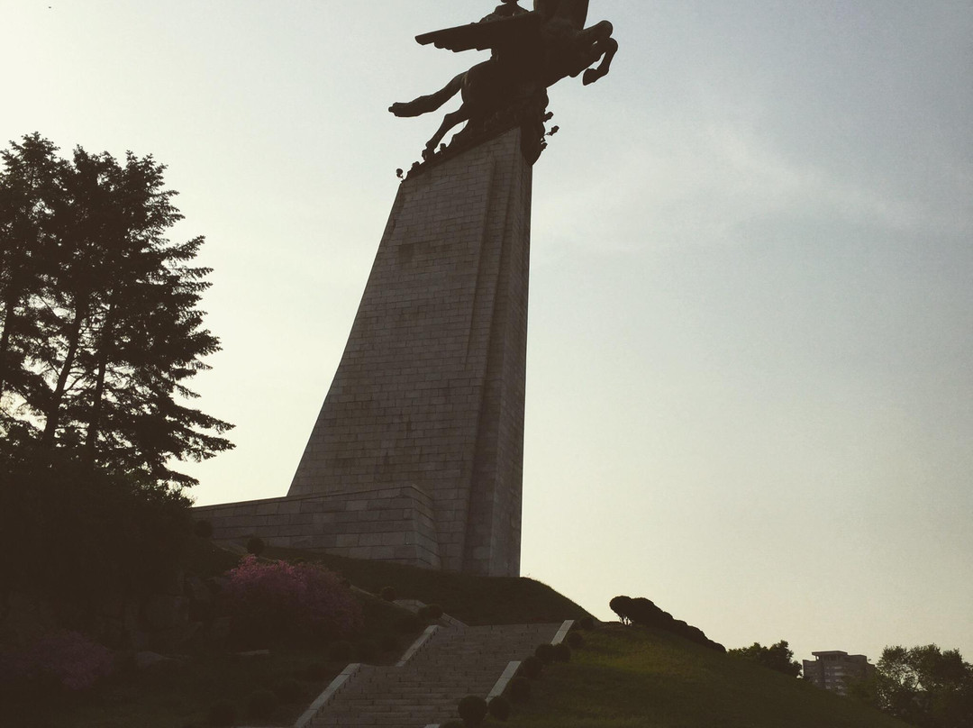 Chollima Statue-平壤必去景点