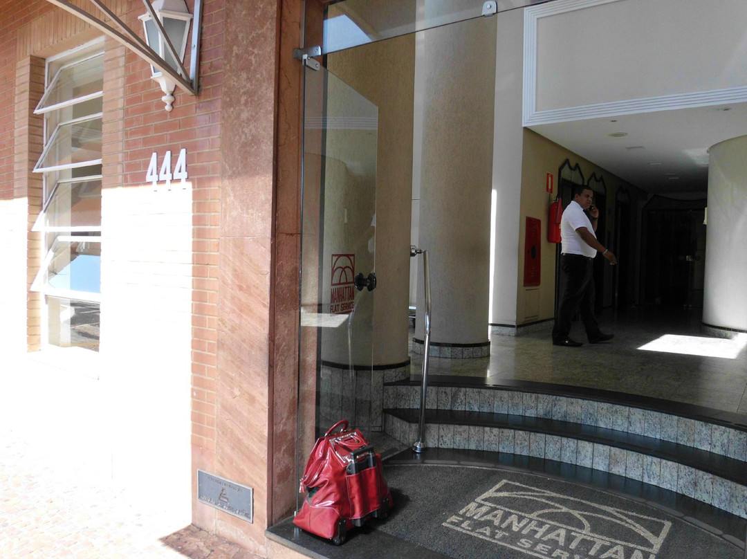 Manhattan Flat Service主图