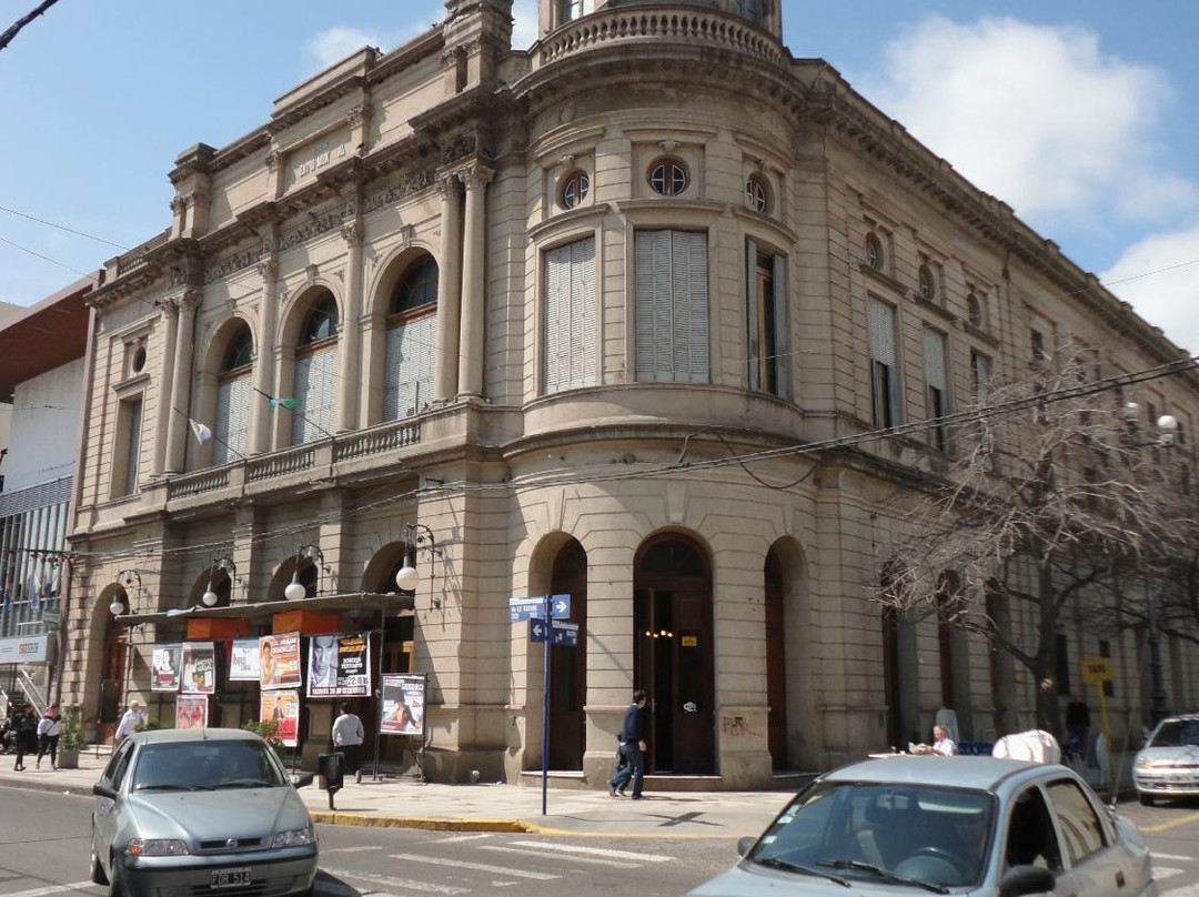 Teatro Municipal Rafael de Aguiar景点图片