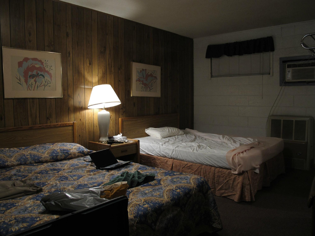 Hiway Motel
