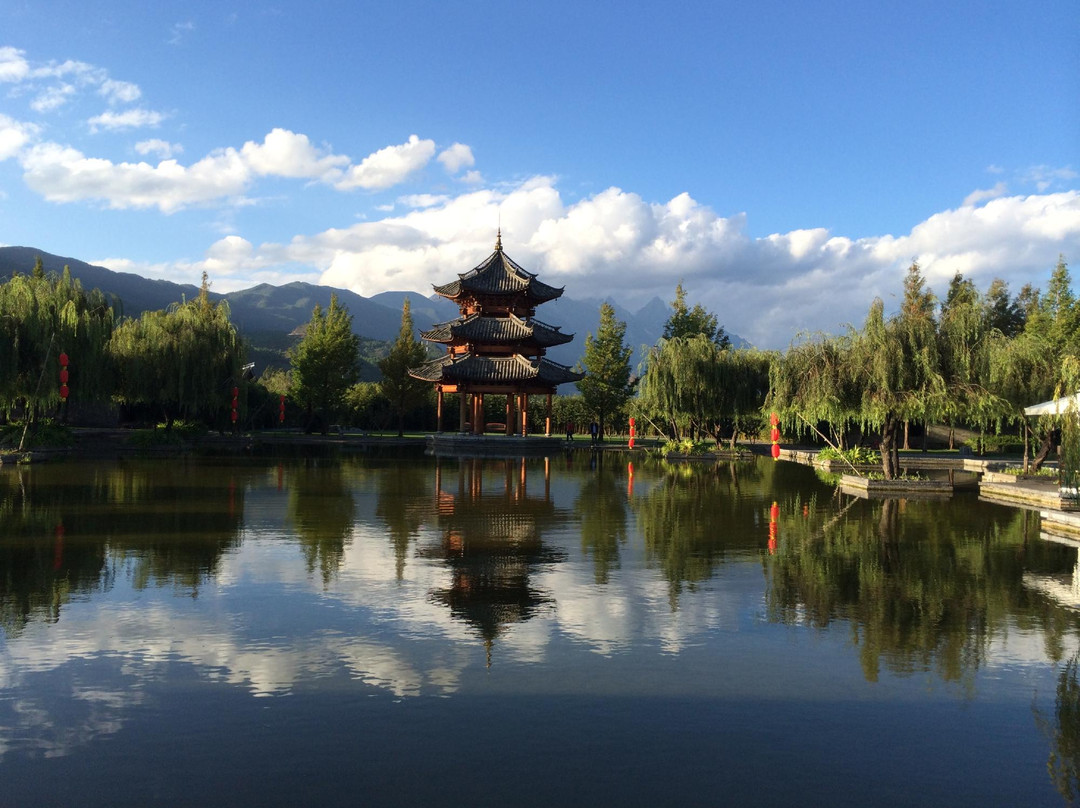 丽江悦榕庄酒店主图