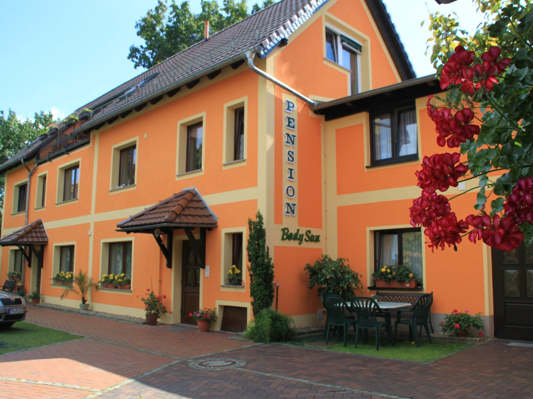 Pension Body Sun
