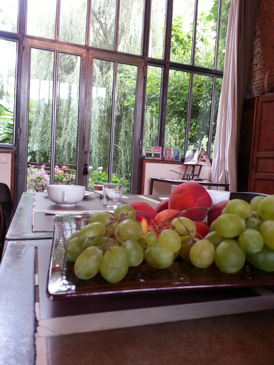 Guest House La Pradasse-餐饮