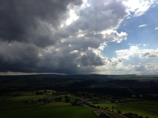 Castle Hill-Huddersfield必去景点