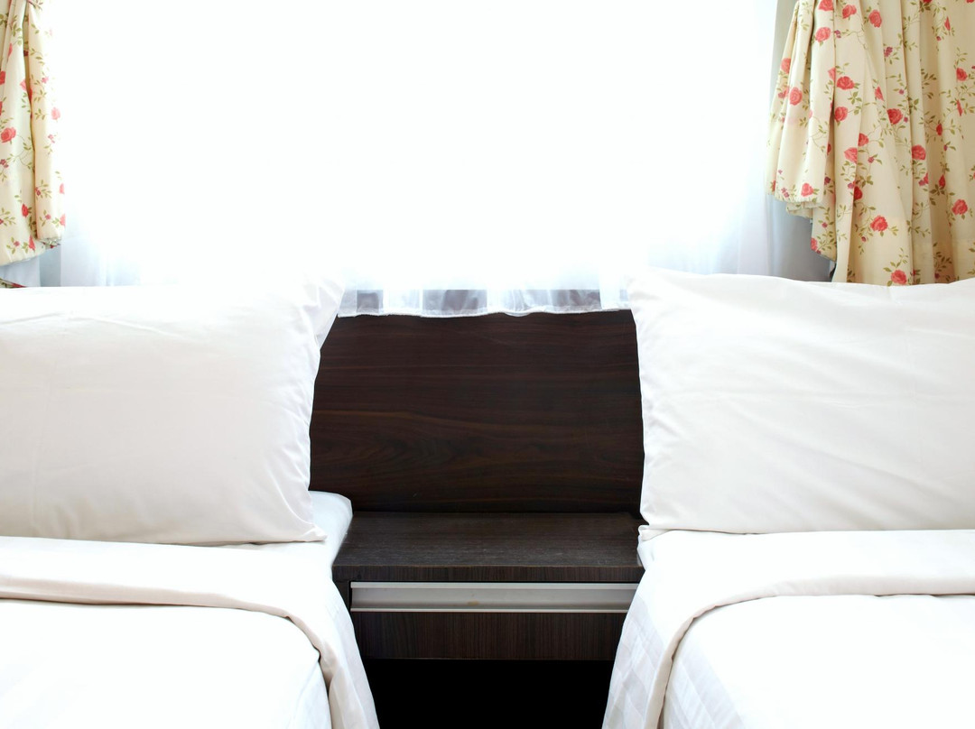 红茶馆酒店主图