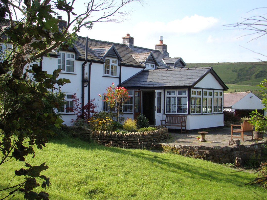 Bron y Llys B&B