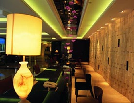 柏宇酒店(东莞长安万科广场店)主图