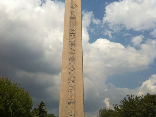 Obelisk of Theodosius-伊斯坦布尔必去景点
