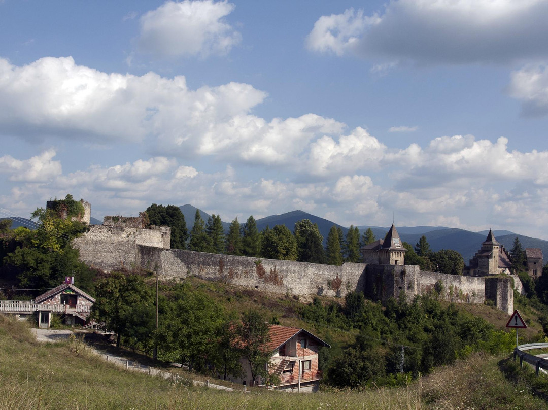 Ostrožac Castle景点图片