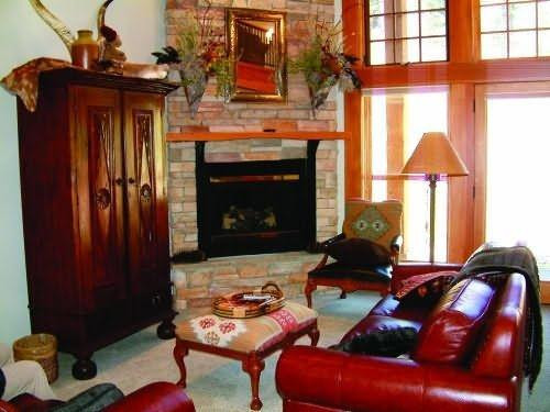 Elk Point Townhomes主图