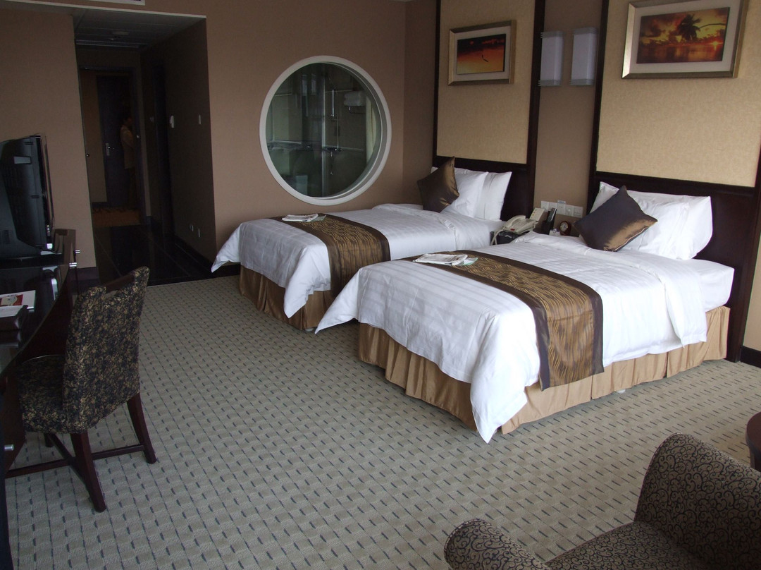 蓝海大饭店(青岛石老人海水浴场国际会展中心店)主图