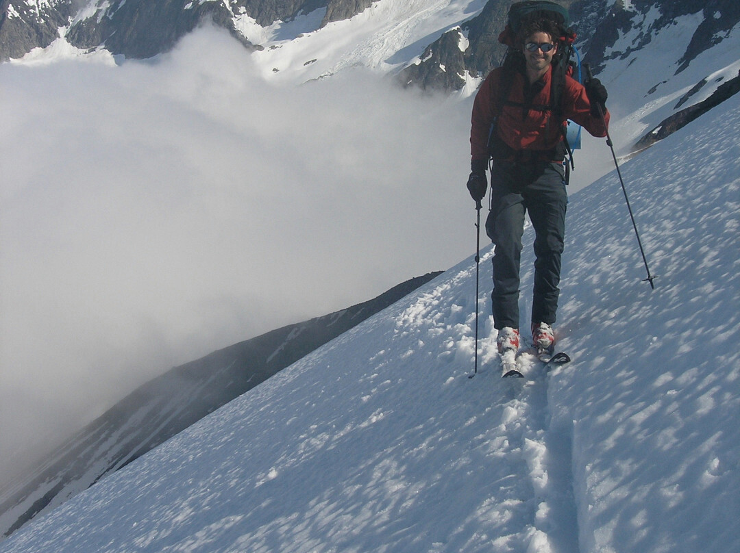 BC Adventure Guides-Deming必去景点