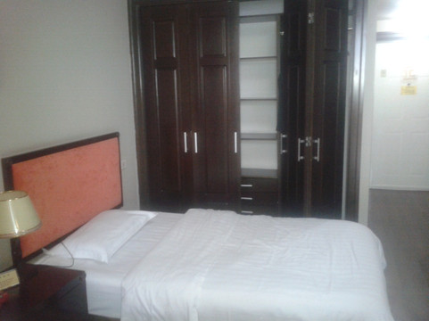 在水一方商务酒店（成都天府广场地铁站店）主图