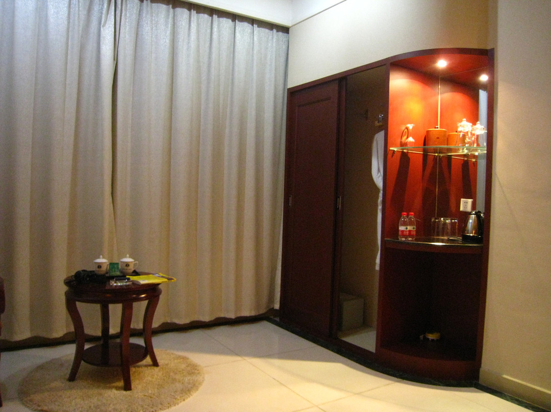 豫花园大酒店主图