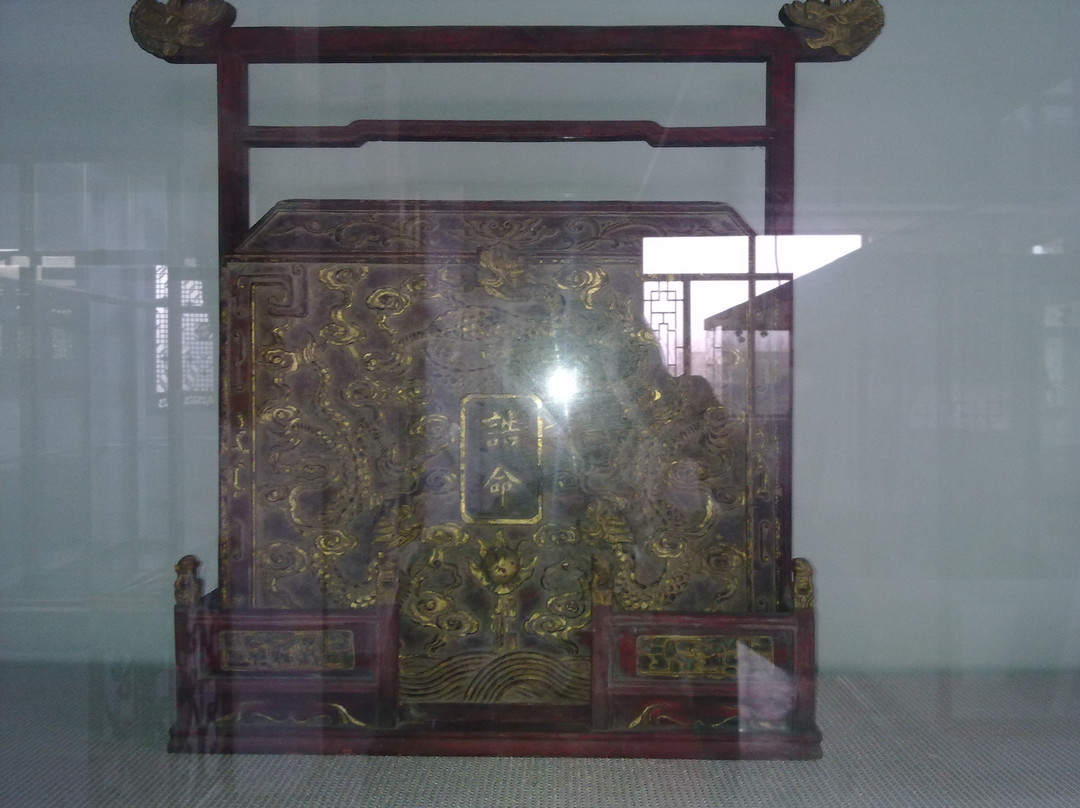 龟山汉墓景点图片