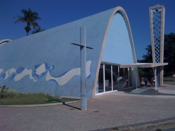 Santuário Arquidiocesano São Francisco de Assis-贝洛哈里桑塔必去景点