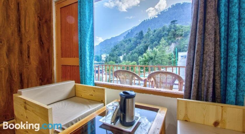 Hotel Beas River Retreat